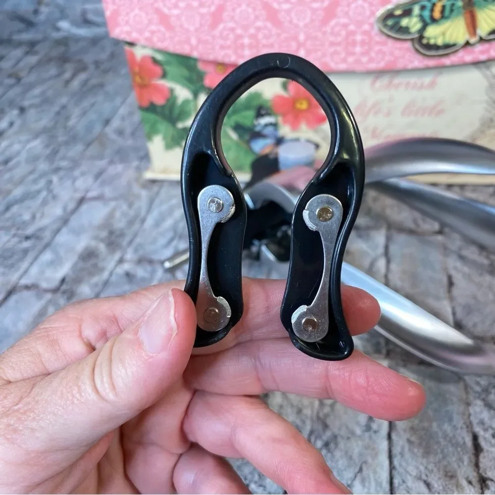 Corkscrew Wine Bottle Opener New Set In Original Gift Box Leeds
